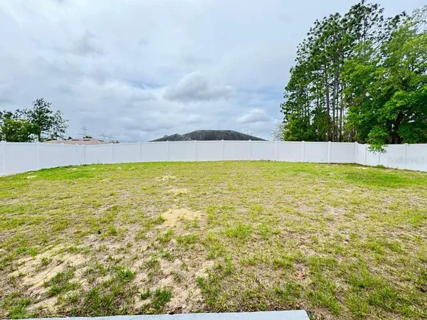 $1,950 | 6142 Southwest 154th Place Road, Ocala, FL 34473