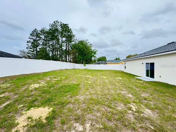 $1,950 | 6142 Southwest 154th Place Road, Ocala, FL 34473