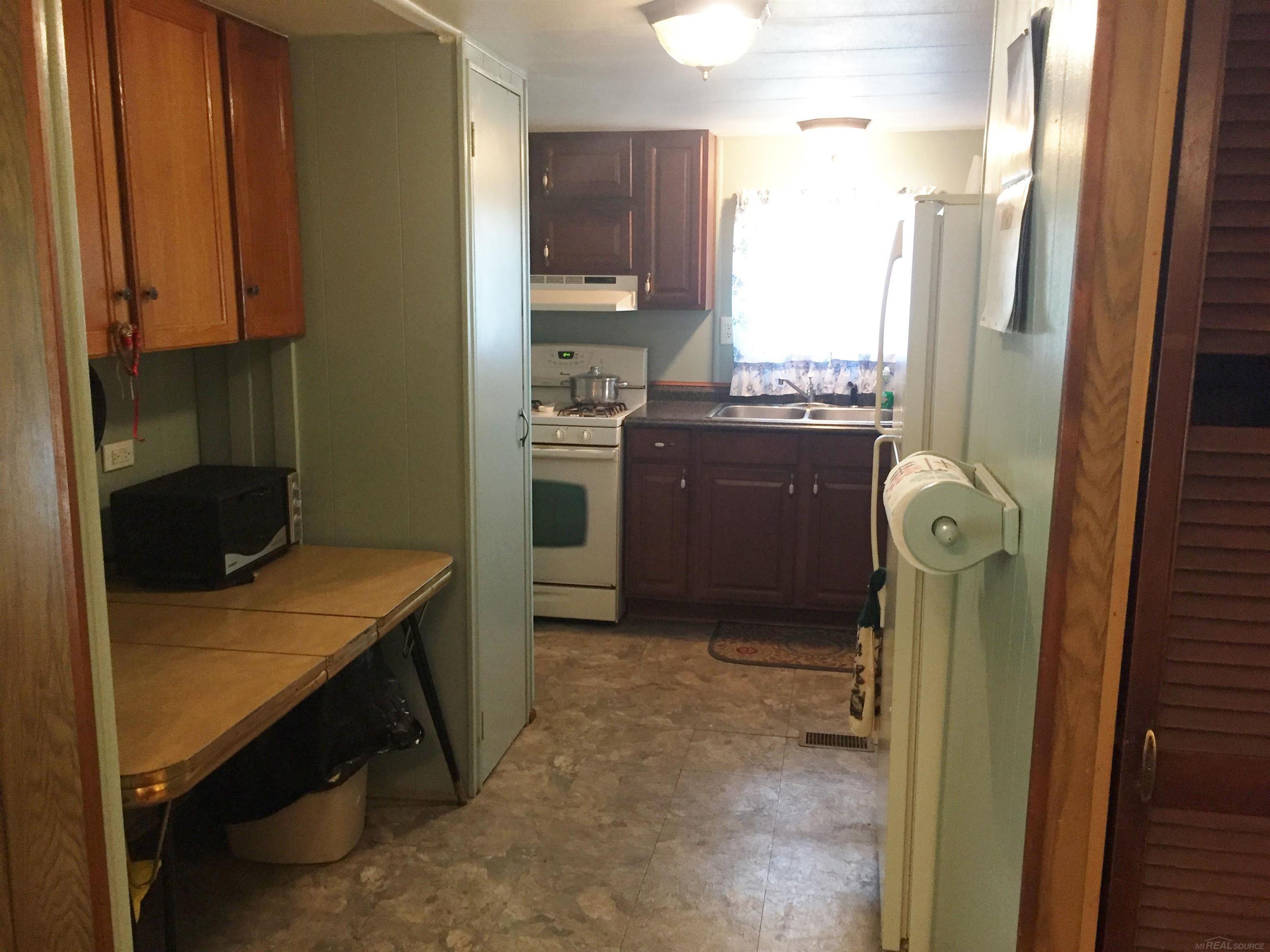 1684 Phipps Road Carsonville, MI 48419 - Photo 10 of 44 50145961-9cd3121a-f526-470c-849d-85831c45dc9a.JPG