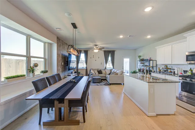 $329,900 | 27942 Western Crk Court, Katy, TX 77494