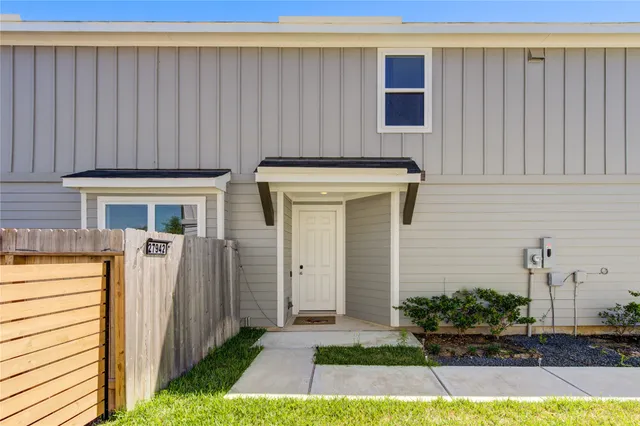 $329,900 | 27942 Western Crk Court, Katy, TX 77494