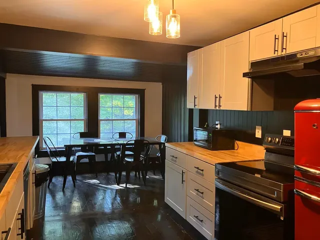 $380,000 | 45 Forest Lake Circle, Winchester, NH 03470