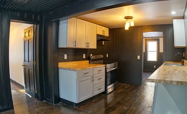 $380,000 | 45 Forest Lake Circle, Winchester, NH 03470