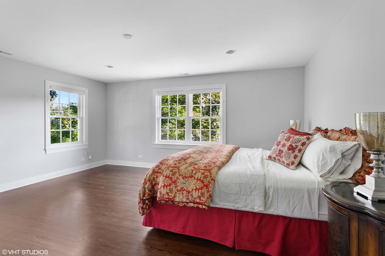 909 Windsor Road Glenview, IL 60025 - Photo 31 of 47 a bedroom with a bed and a window