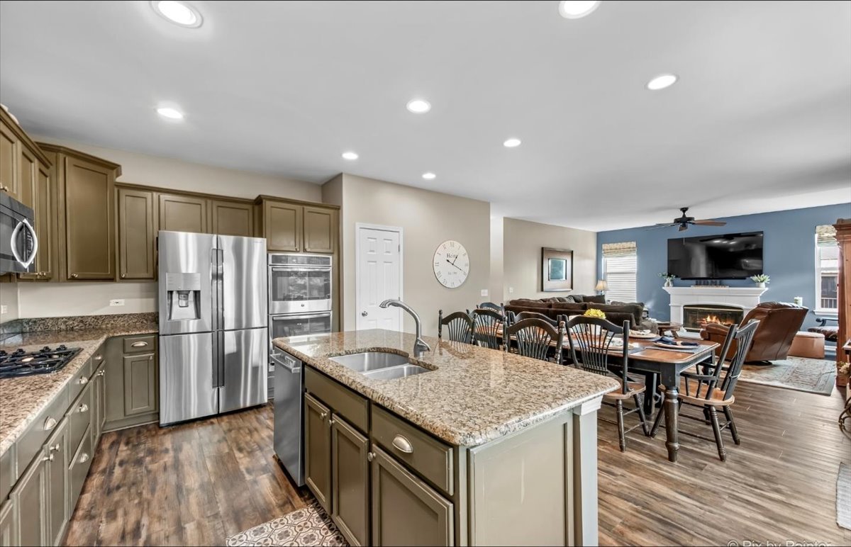 237 Foxford Drive Cary, IL 60013 - Photo 19 of 66