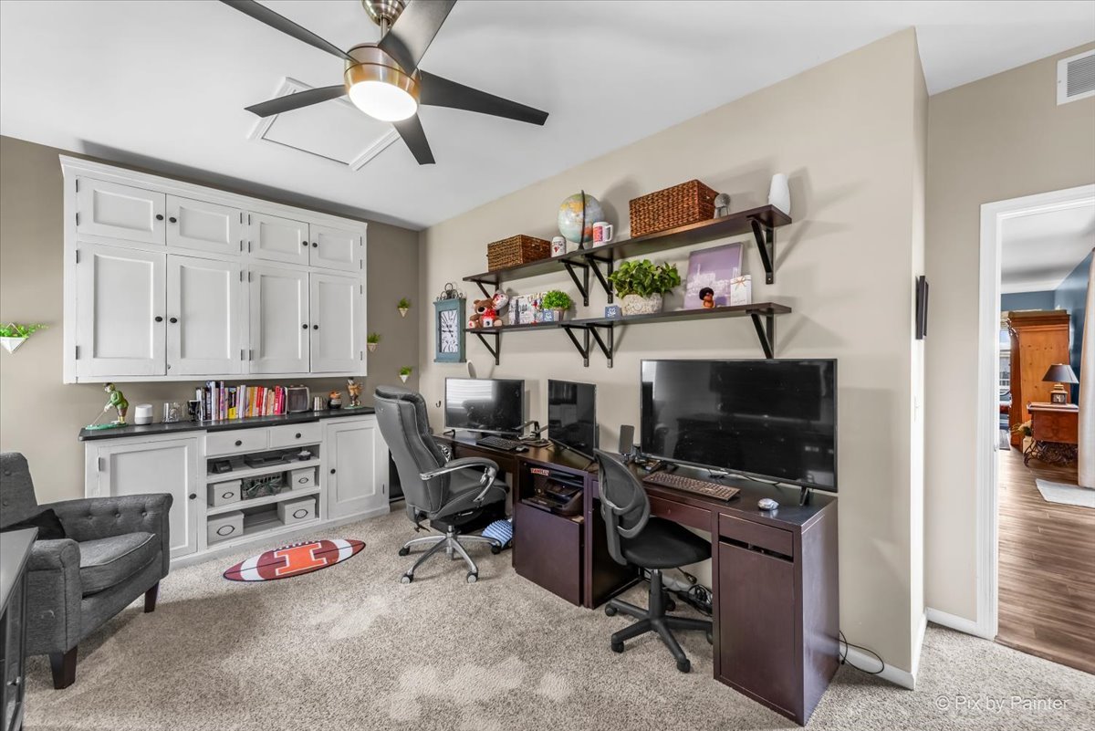 237 Foxford Drive Cary, IL 60013 - Photo 23 of 66