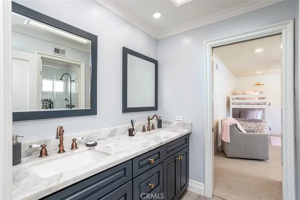 $5,950,000 | 1232 Blue Gum Lane, Newport Beach, CA 92660