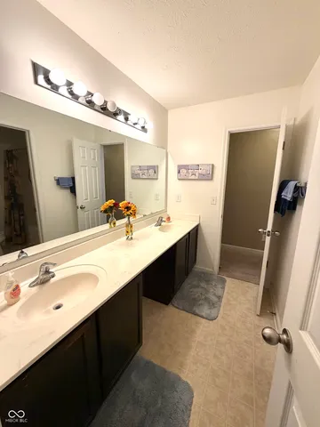 $399,900 | 930 Ogala Drive, Westfield, IN 46074