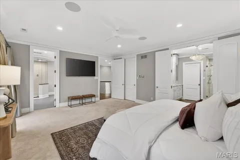 $2,725,000 | 208 Lancaster Drive, St. Louis, MO 63105