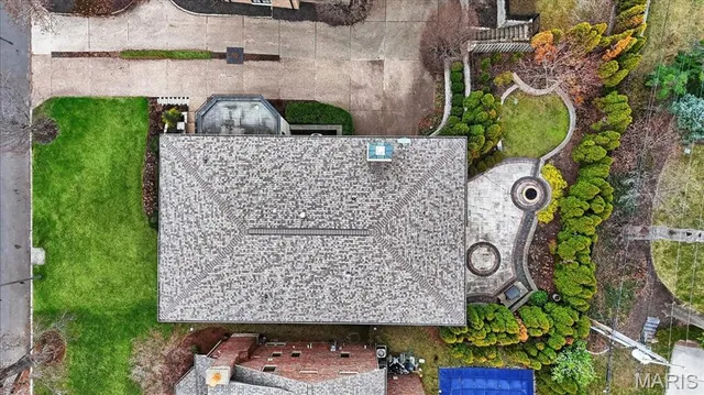 $2,750,000 | 208 Lancaster Drive, St. Louis, MO 63105