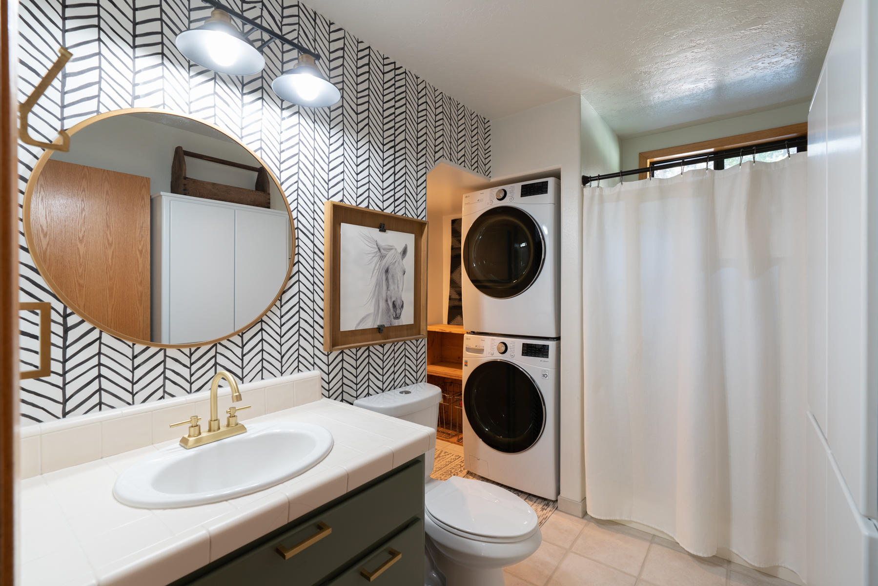 17039 Spring River Road Bend, OR 97707 - Photo 19 of 28 Ossinger-24