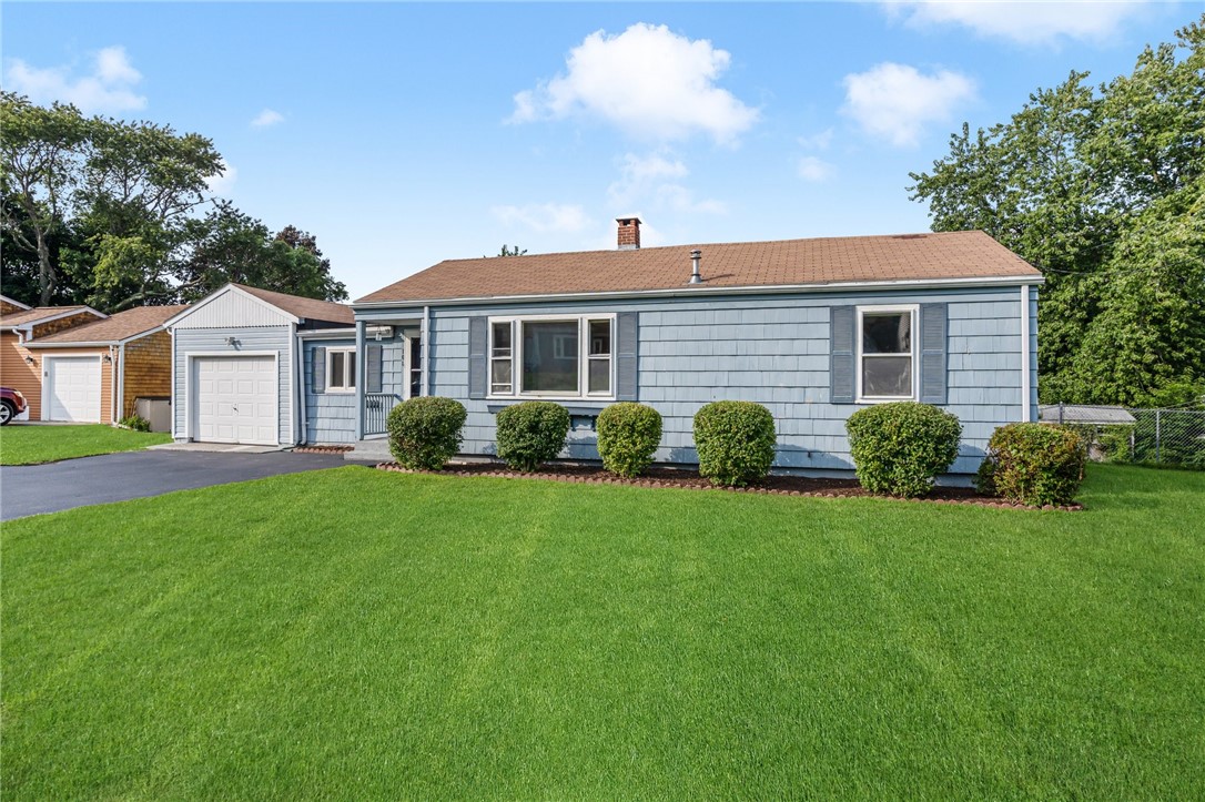 106 Kaufman Road Tiverton, RI 02878 - Photo 4 of 38