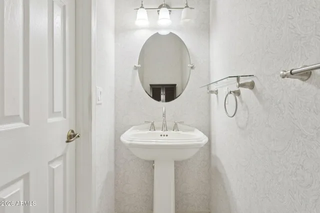 $1,195,000 | 2161 East Menlo Circle, Mesa, AZ 85213