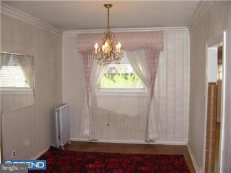 646 Marlyn Road Philadelphia, PA 19151 - Photo 5 of 12 Dining Room