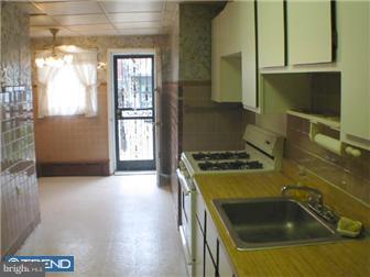 646 Marlyn Road Philadelphia, PA 19151 - Photo 7 of 12 Kitchen
