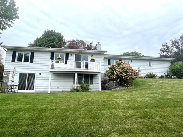$419,000 | 2654 20th Avenue, Monroe, WI 53566