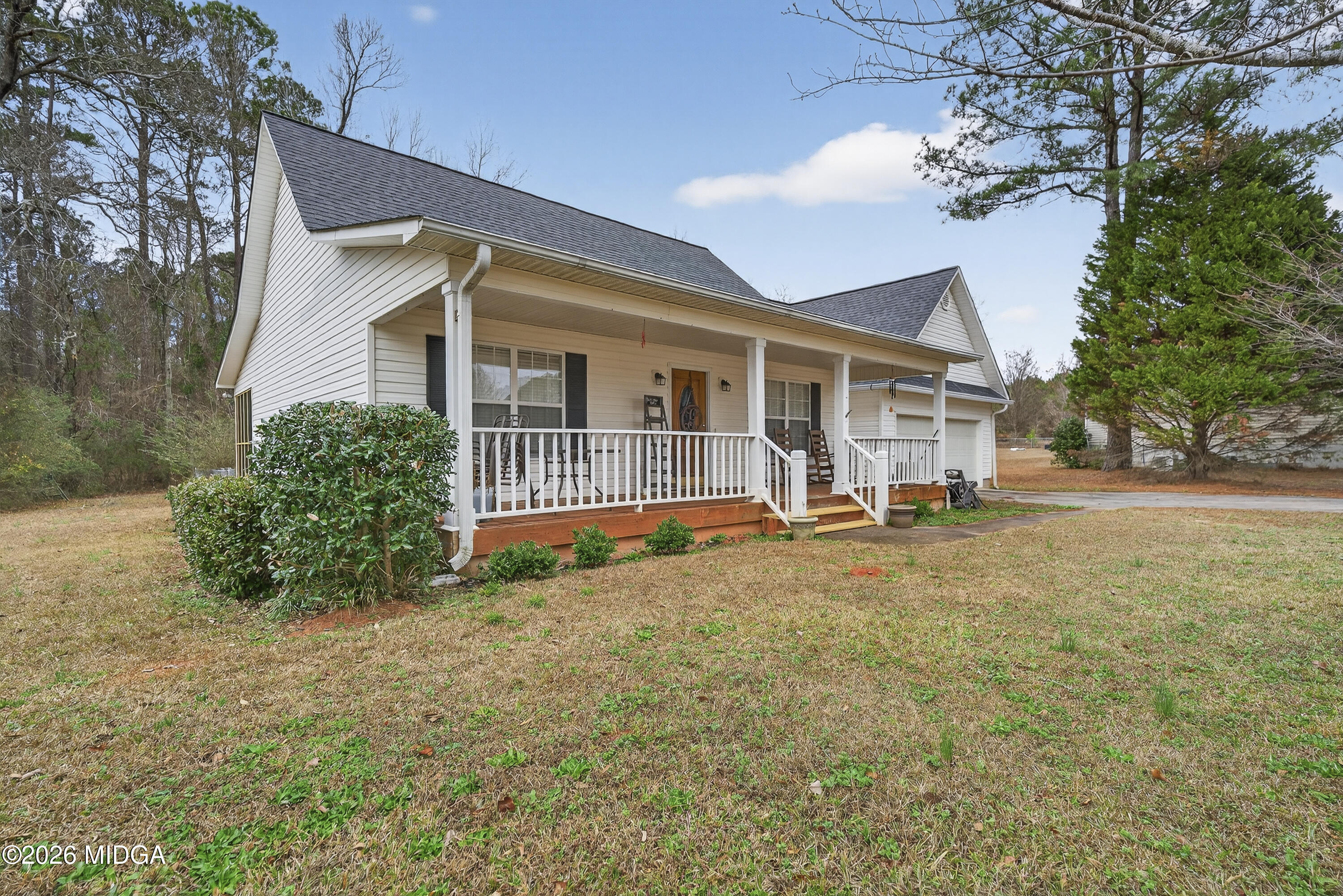 249 Southern Walk Circle Gray, GA 31032 - Photo 3 of 58 a view of a house with a yard and fence