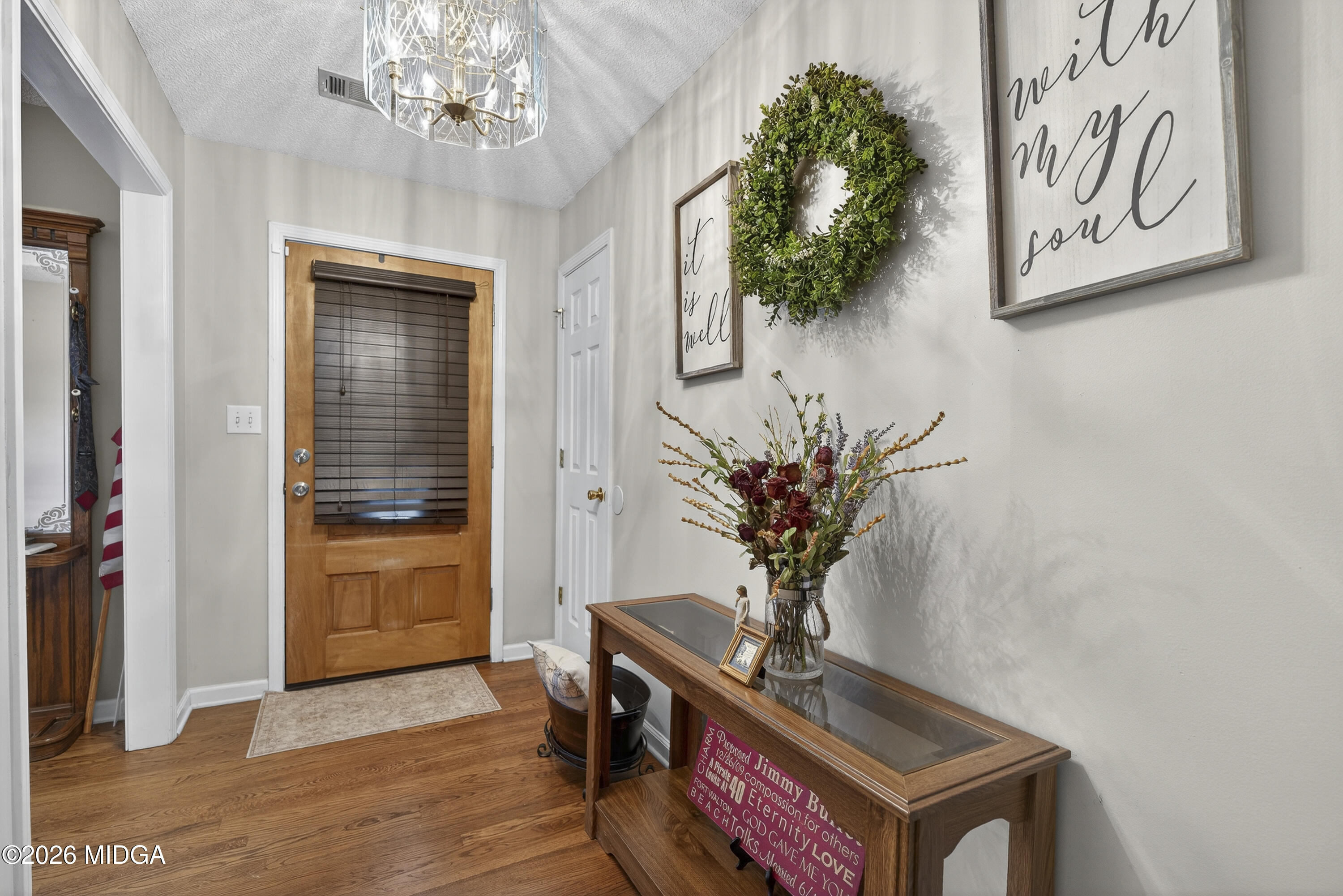 249 Southern Walk Circle Gray, GA 31032 - Photo 9 of 58 a view of a hallway with entryway