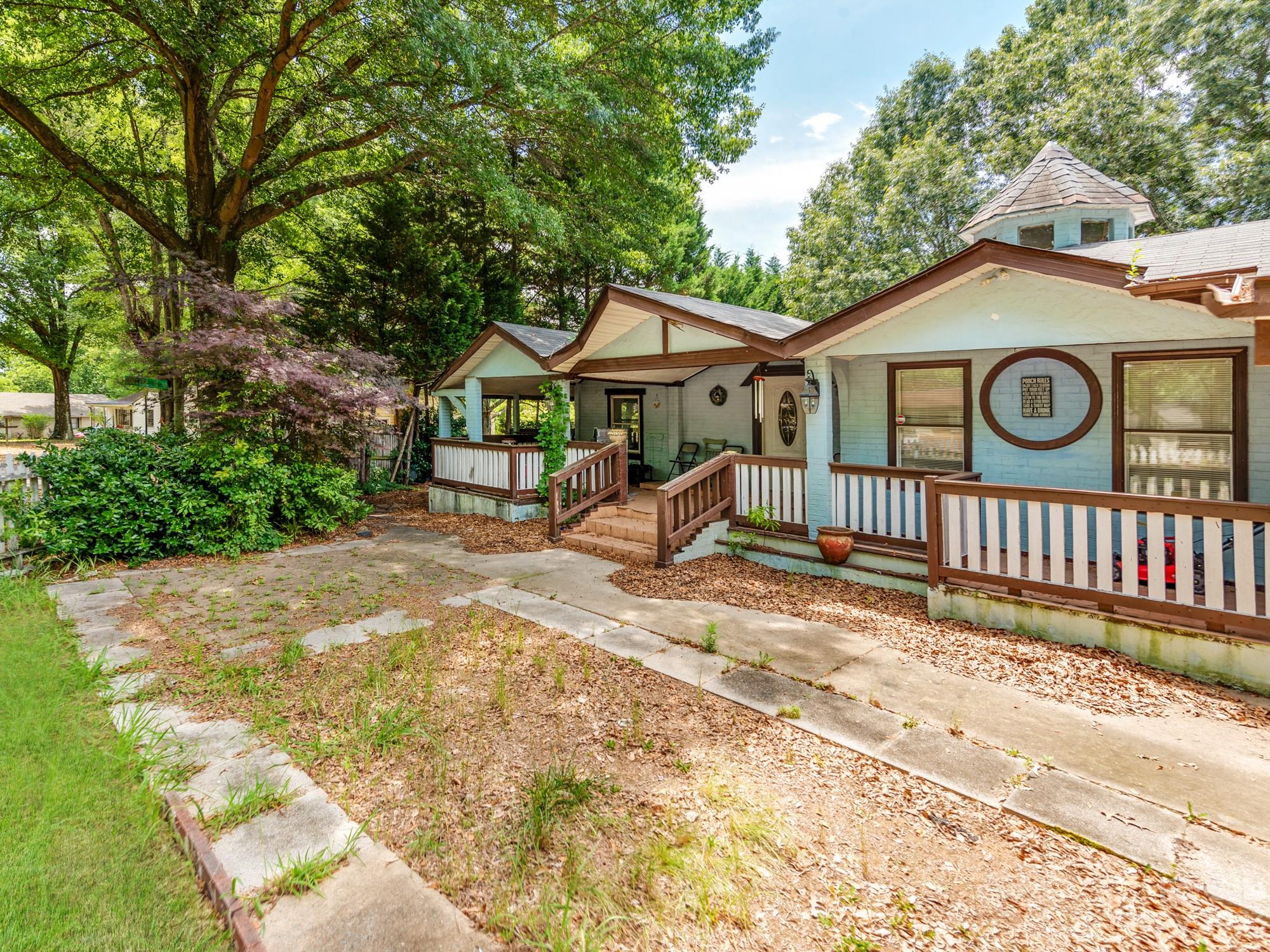641 Sunderland Road Southwest Concord, NC 28027 - Photo 4 of 44 Gallery Image 4