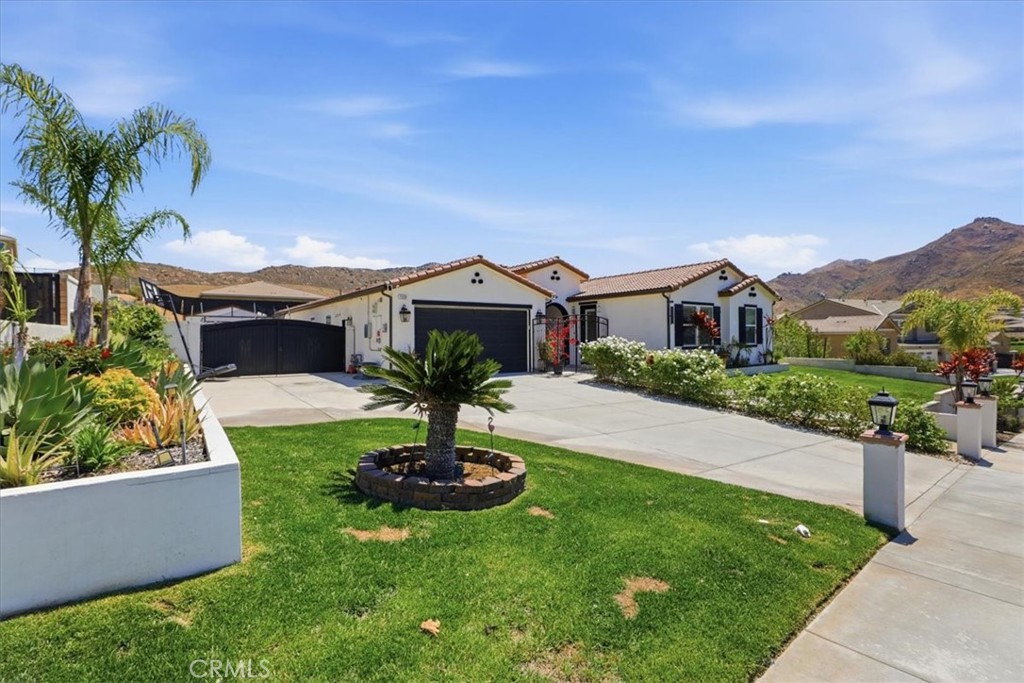 7528 Haystack Loop Riverside, CA 92507 - Photo 2 of 61