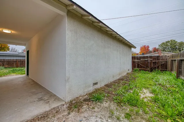 $460,000 | 2528 16th Avenue, Kingsburg, CA 93631