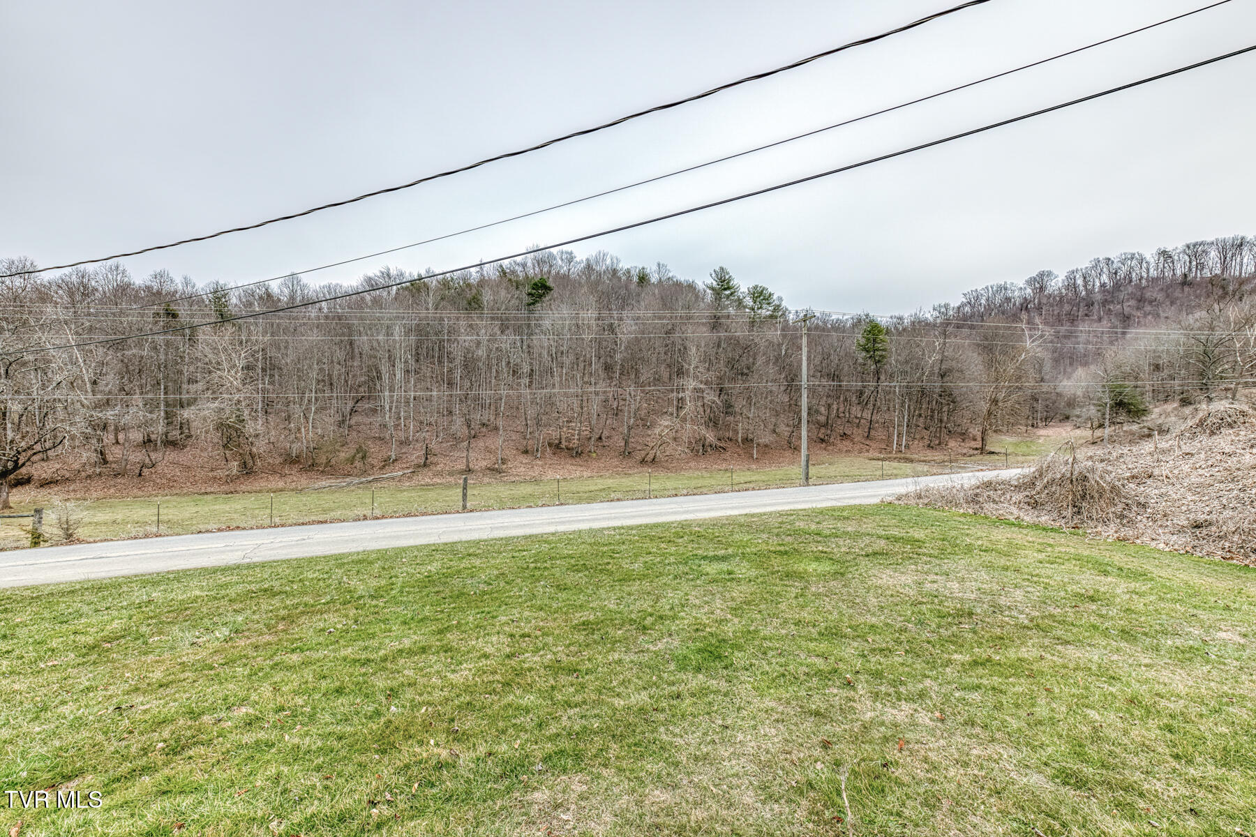 355 Garrison Hollow Road Elizabethton, TN 37643 - Photo 26 of 26 355 Garrison Hollow Rd-21