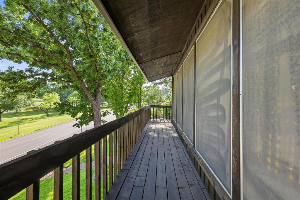 413 Rochelle Boulevard Irving, TX 75062 - Photo 33 of 38