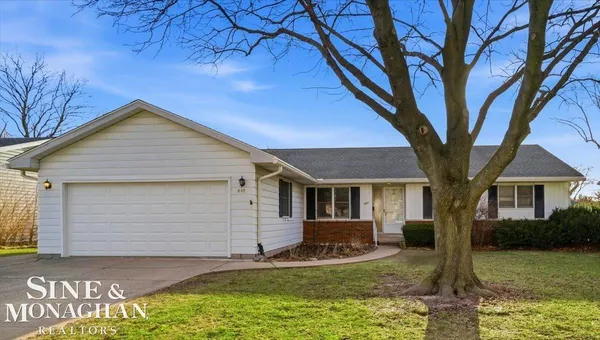 $250,000 | 841 South 12th Street, St. Clair, MI 48079