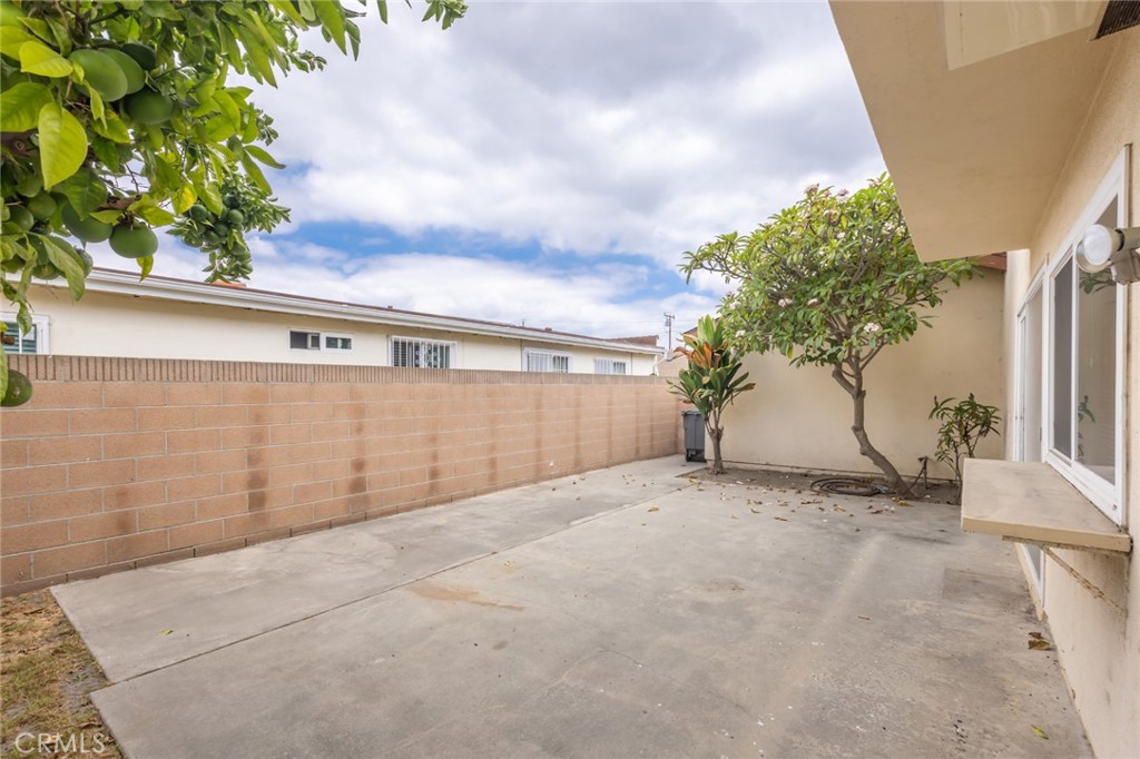 20233 Campaign Drive Carson, CA 90746 - Photo 41 of 44