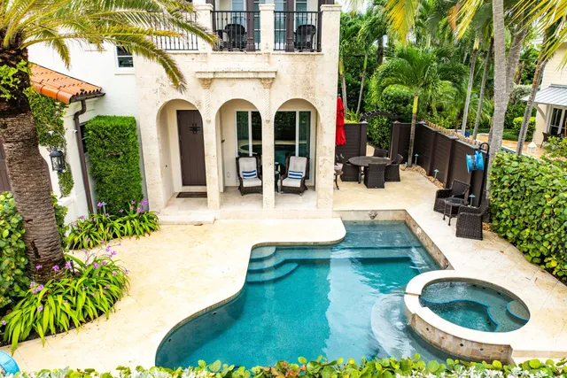 $3,250,000 | 27 Hersey Drive, Ocean Ridge, FL 33435