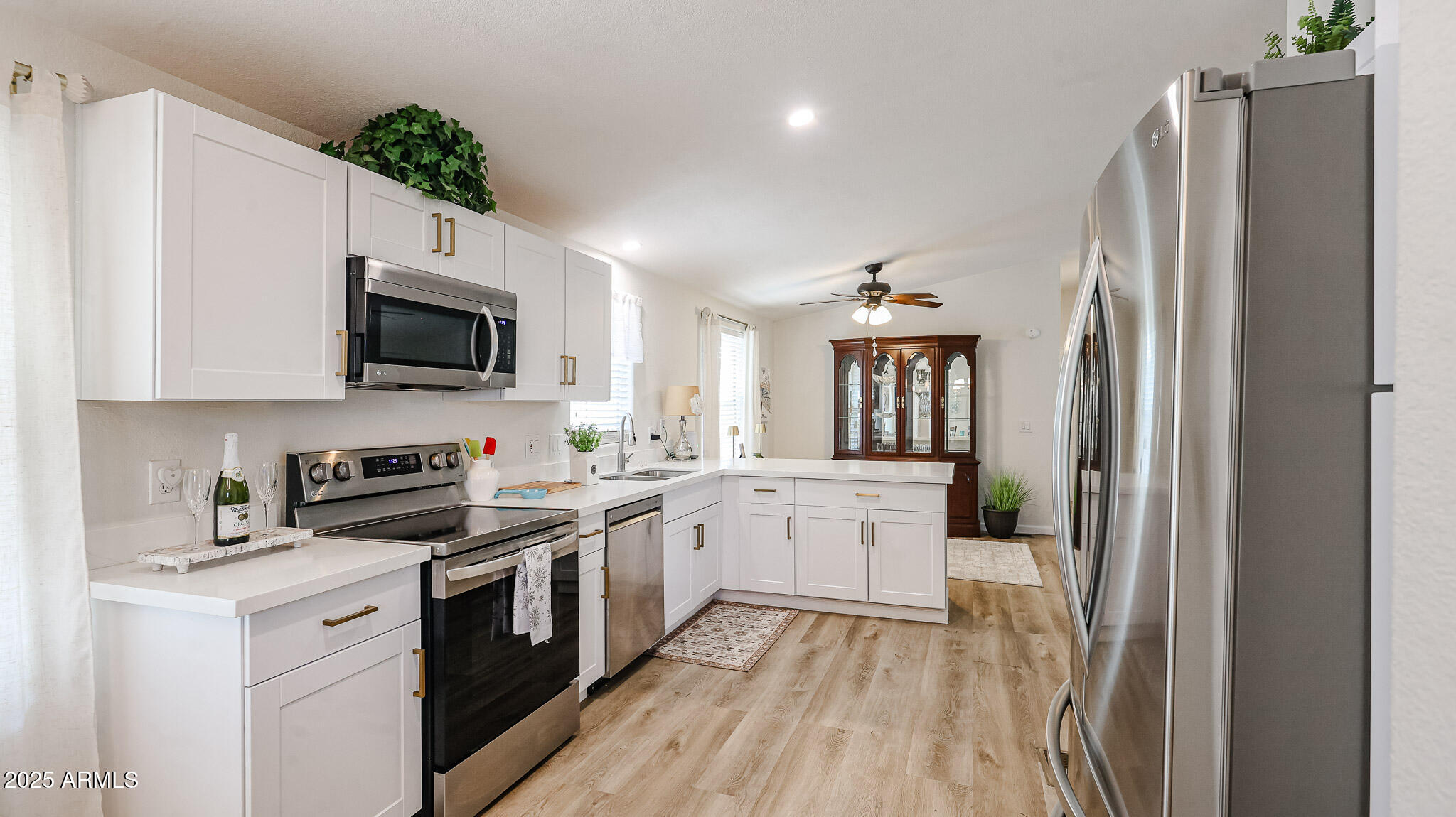 3901 East Pinnacle Peak Road, Unit 240 Phoenix, AZ 85050 - Photo 10 of 29 B (8)