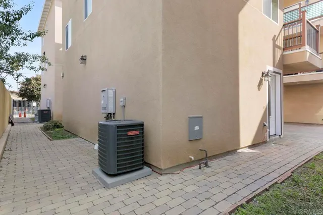 $3,150 | 3258 Imperial Avenue, San Diego, CA 92114