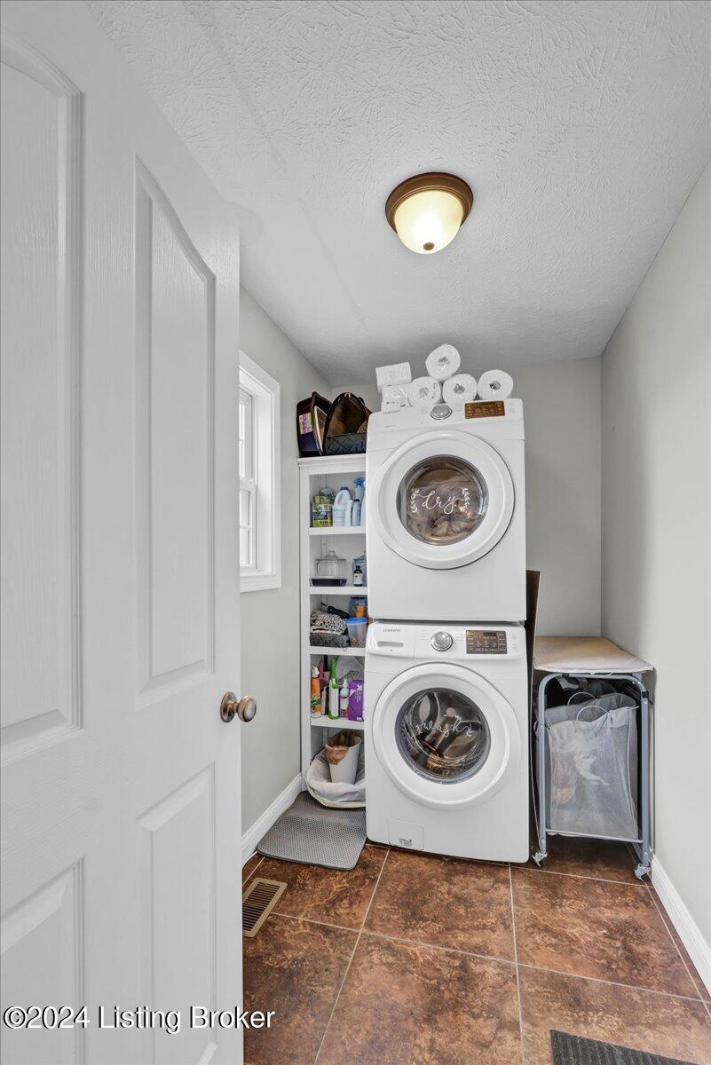 164 Portobello Road Radcliff, KY 40160 - Photo 10 of 30 17-164 Portobello Rd-117