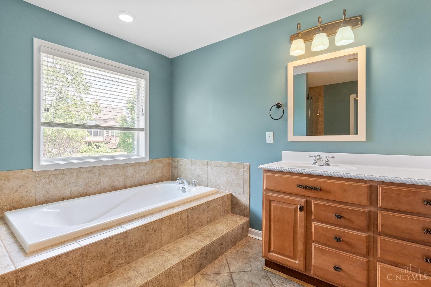 7808 Ingrams Ridge Drive Cincinnati, OH 45244 - Photo 28 of 68