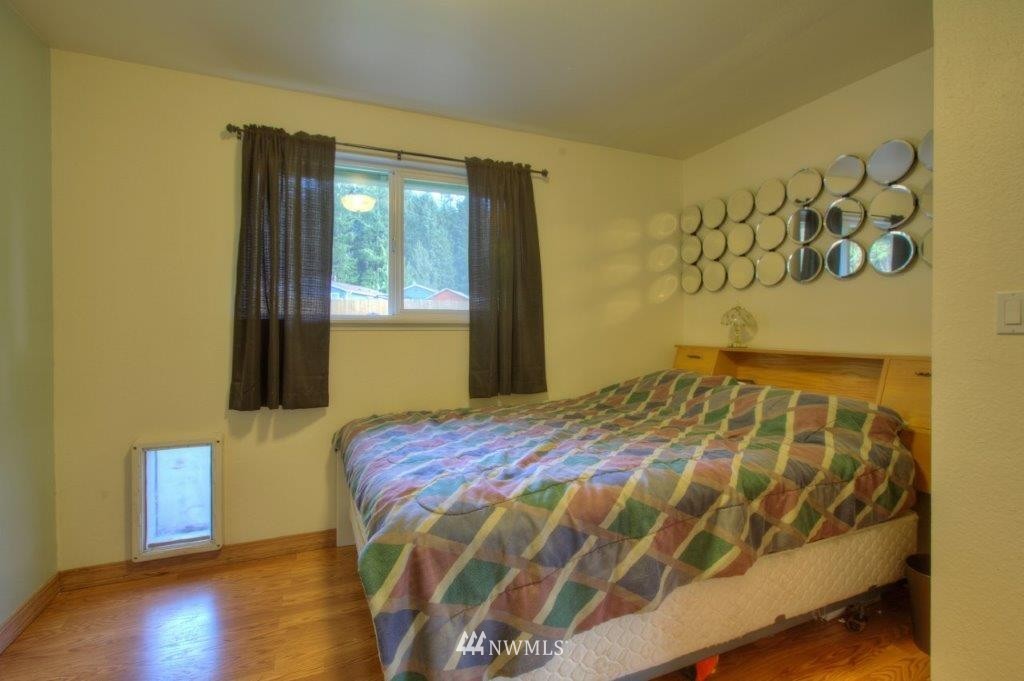 1813 224th Street Southwest Bothell, WA 98021 - Photo 9 of 15