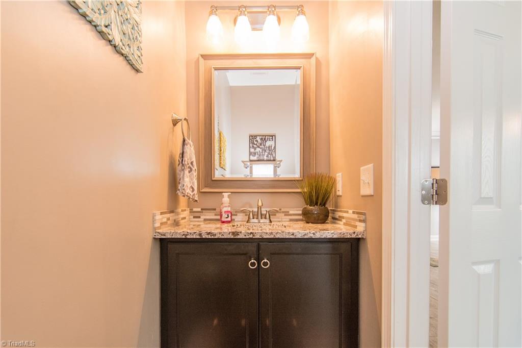 3750 Shadow Ridge Drive High Point, NC 27265 - Photo 17 of 30 Gallery Image 17