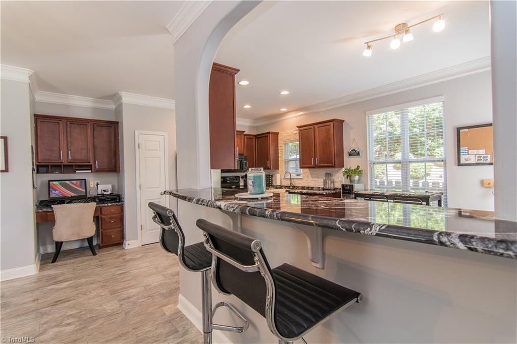 3750 Shadow Ridge Drive High Point, NC 27265 - Photo 9 of 30 Gallery Image 9