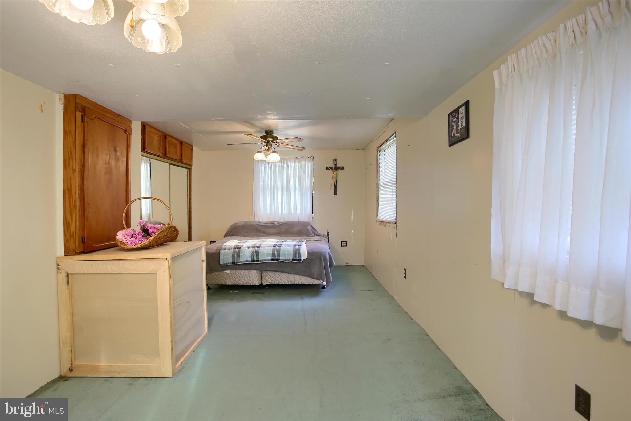 859 Pinetown Road Lewisberry, PA 17339 - Photo 23 of 51 a bedroom with bed and window