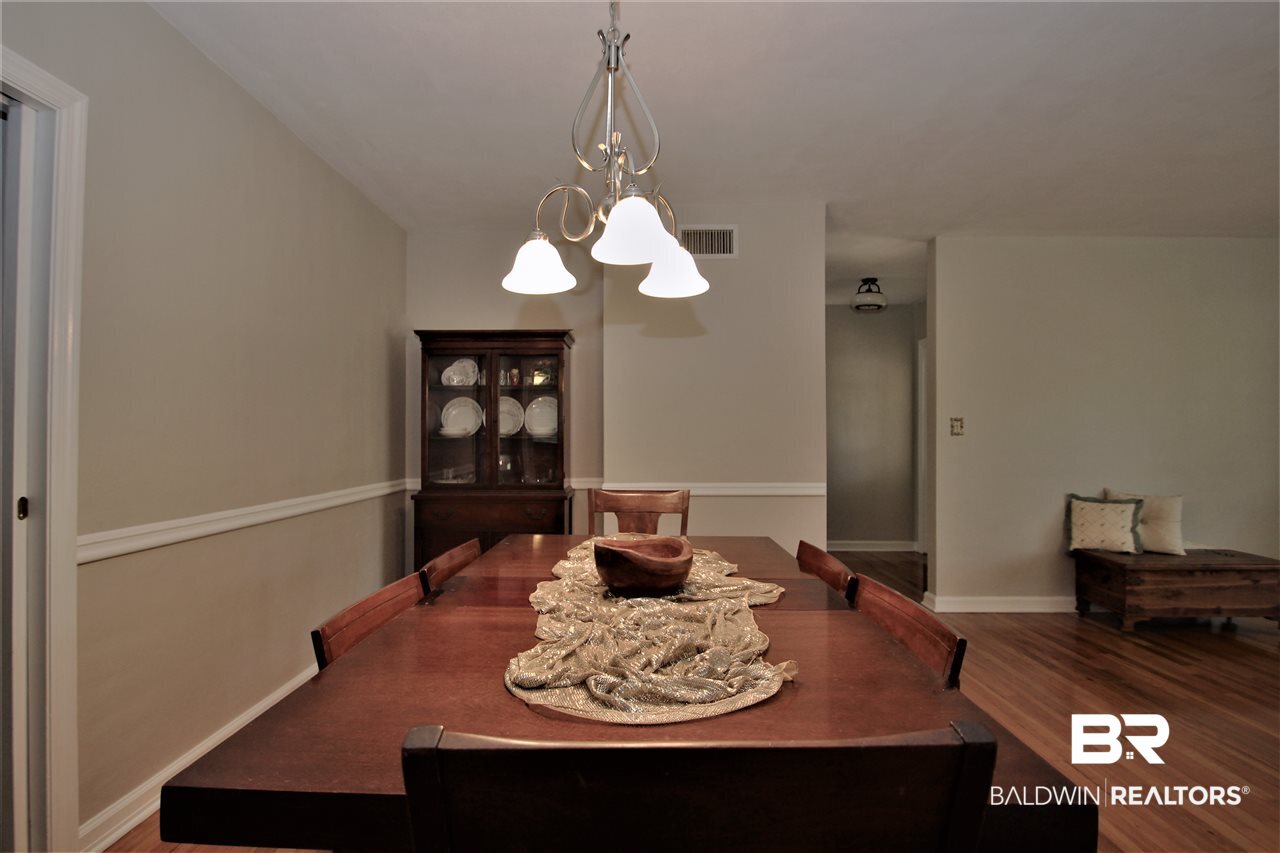 361 Tatum Avenue Mobile, AL 36609 - Photo 5 of 36