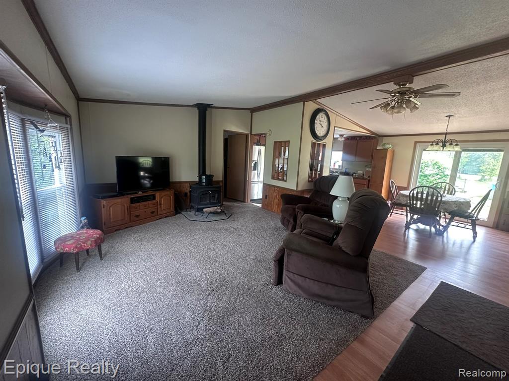 13027 Norman Road Yale, MI 48097 - Photo 7 of 48