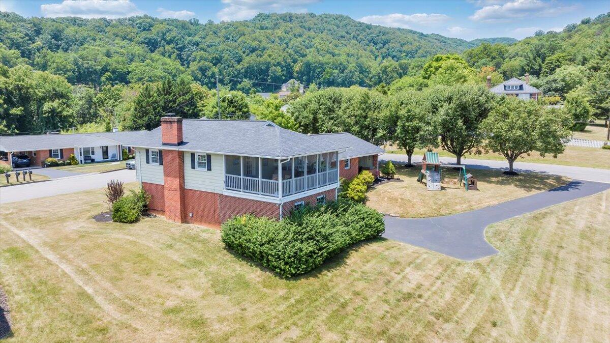 5851 Brahma Road Roanoke, VA 24018 - Photo 2 of 84 04-DJI_20240621125908_0057_D_MIB