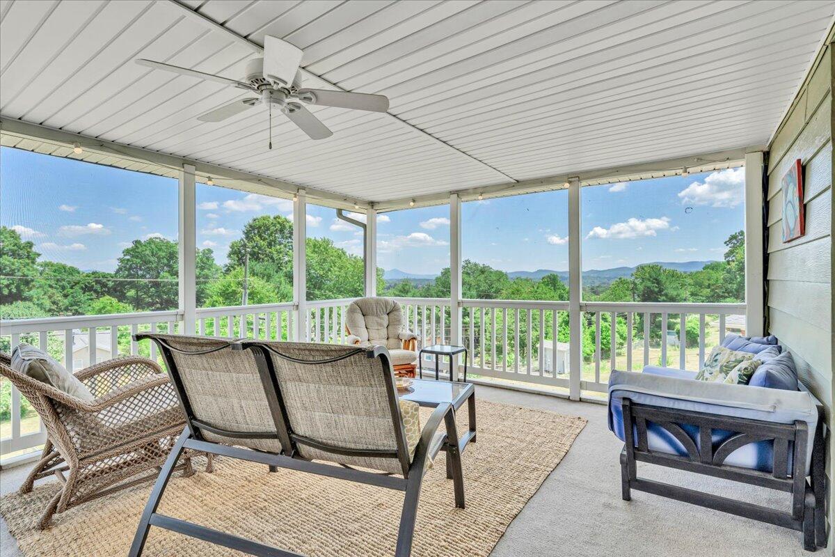 5851 Brahma Road Roanoke, VA 24018 - Photo 32 of 84 34-MIB01040