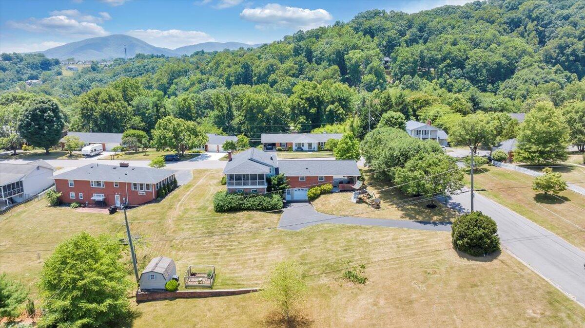 5851 Brahma Road Roanoke, VA 24018 - Photo 60 of 84 62-DJI_20240621130438_0075_D_MIB