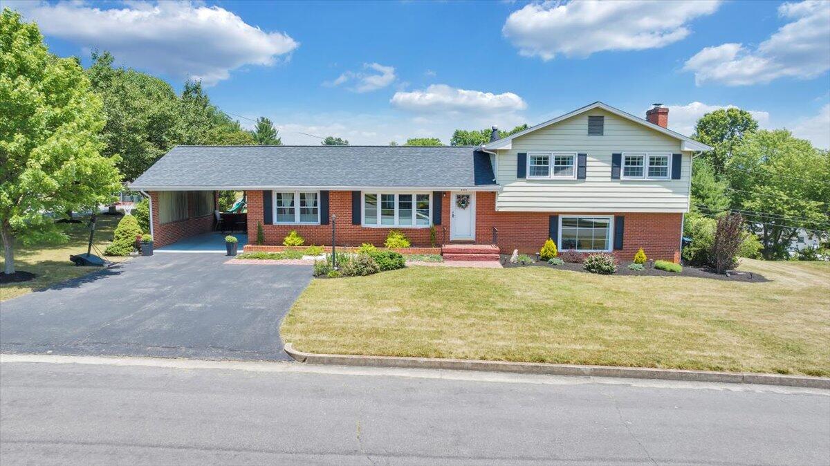 5851 Brahma Road Roanoke, VA 24018 - Photo 69 of 84 71-DJI_20240621130232_0070_D_MIB