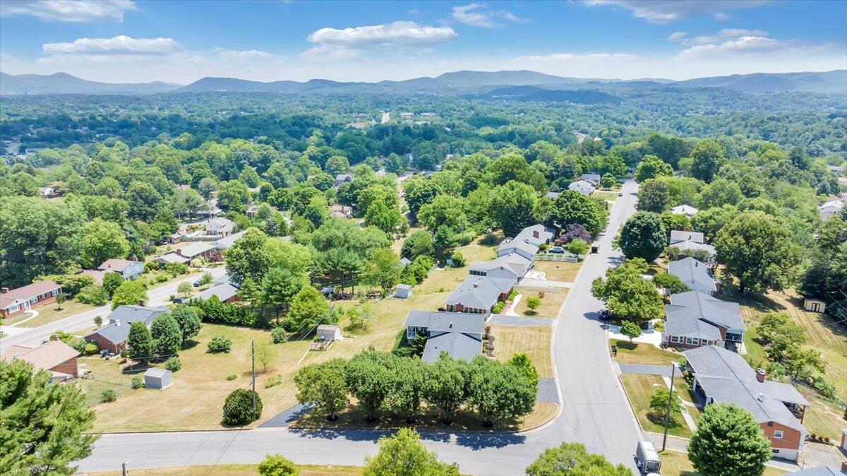 5851 Brahma Road Roanoke, VA 24018 - Photo 74 of 84 77-DJI_20240621130027_0063_D_MIB