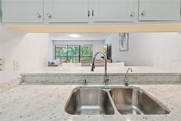 $1,950 | 4574 Ringwood Meadow, Unit 4, Sarasota, FL 34235