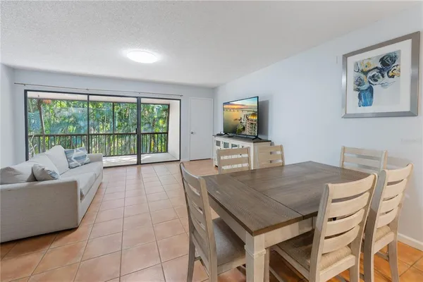 $1,950 | 4574 Ringwood Meadow, Unit 4, Sarasota, FL 34235