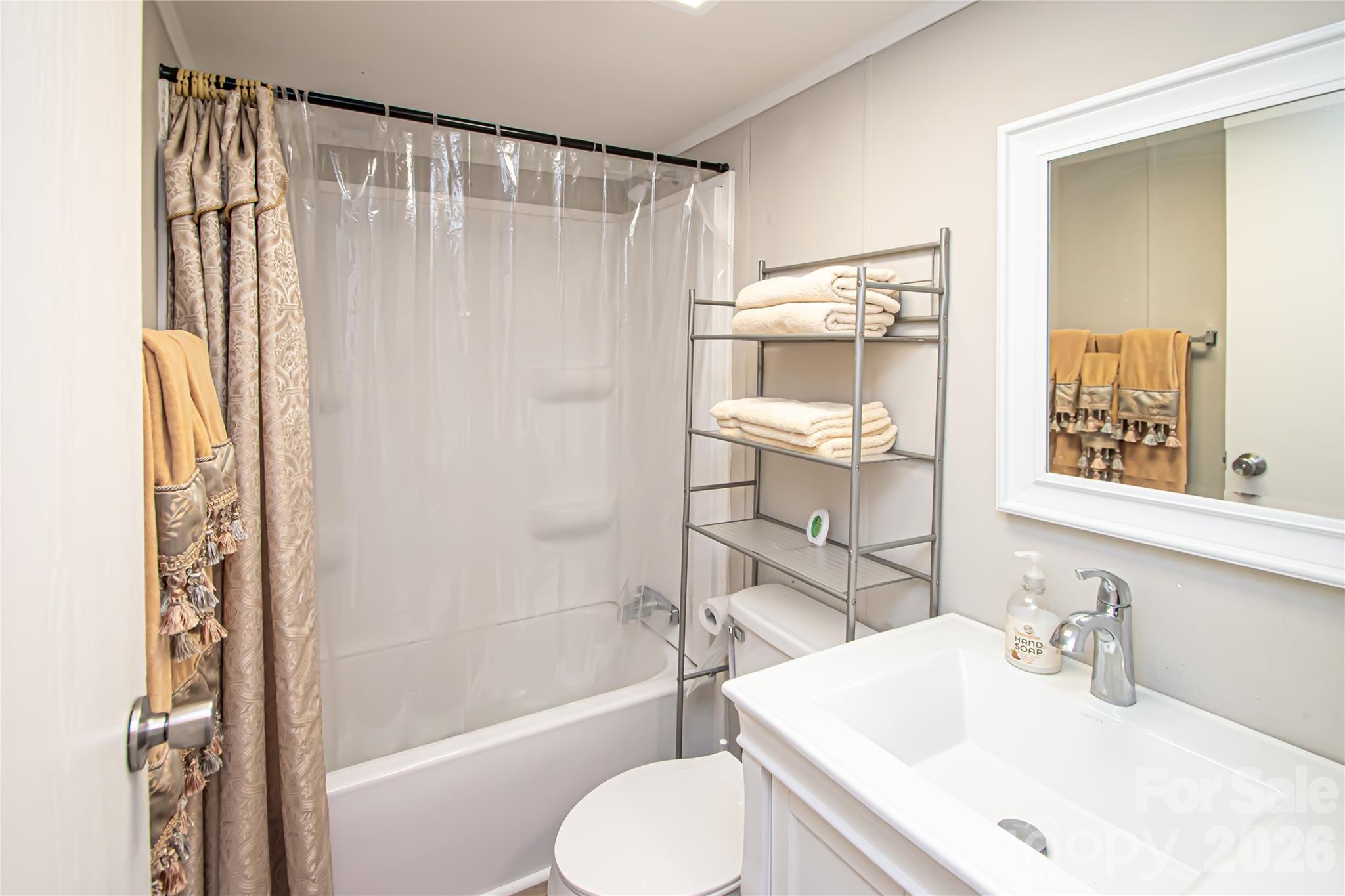 2345 Kingsburry Road York, SC 29745 - Photo 26 of 43 a bathroom with a sink toilet and shower