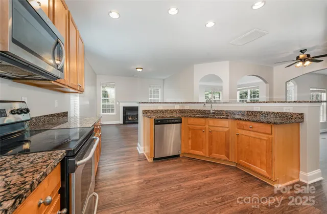 $554,900 | 1309 Bedlington Drive, Charlotte, NC 28269