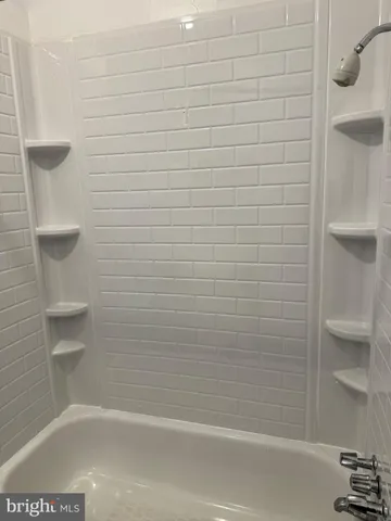 $1,500 | 537 Sanford Place, Baltimore, MD 21217